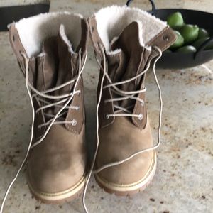 Timberland fur lined boots
